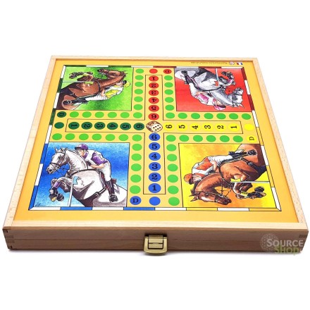 Coffret 4 jeux de société traditionnels en buis du Jura