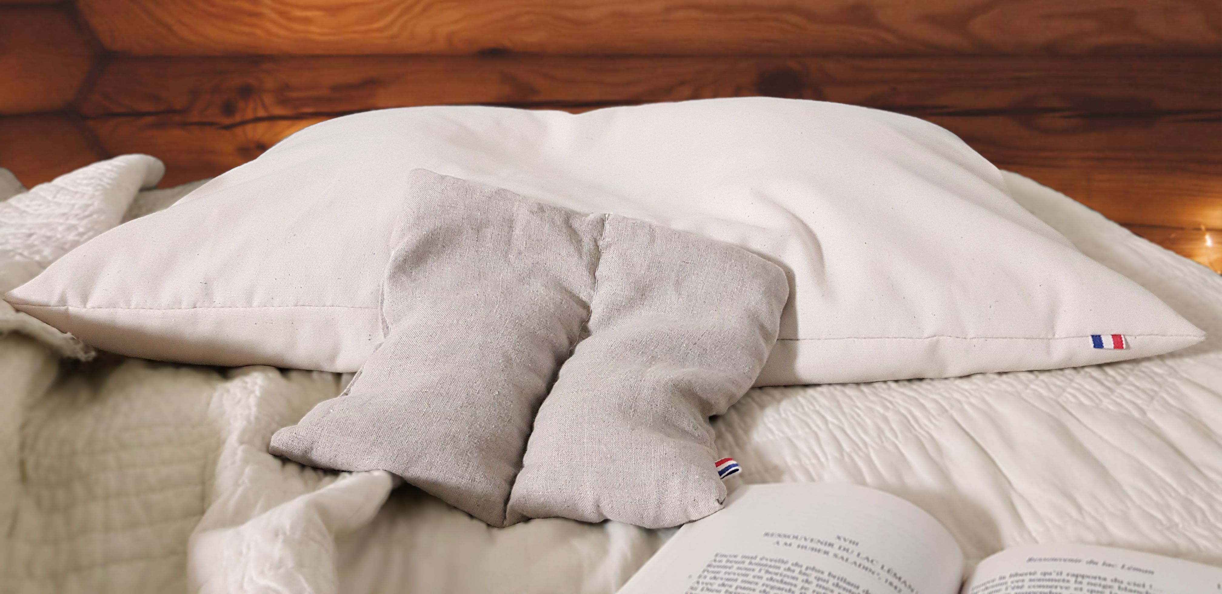 Bouillotte sèche en graines de lin bio fabriquée artisanalement en France - Source Shop