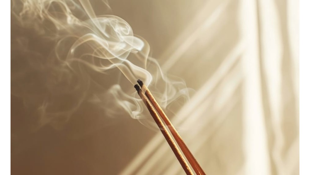 Quel encens choisir selon vos besoins ? Le guide par bienfaits